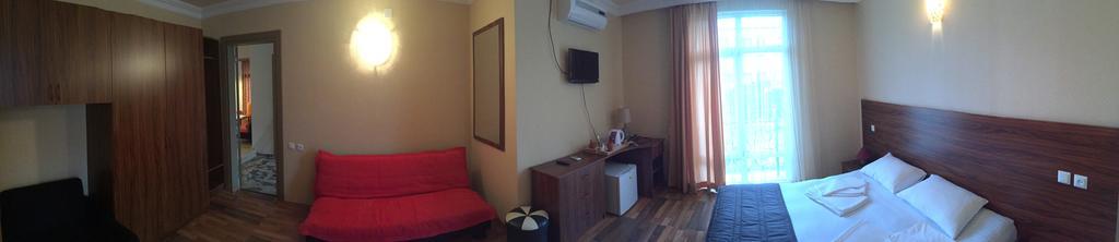 Guest House Smile Kobuleti Quarto foto