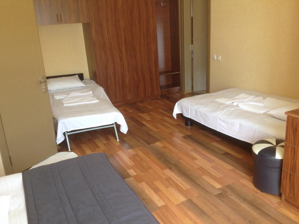 Guest House Smile Kobuleti Exterior foto