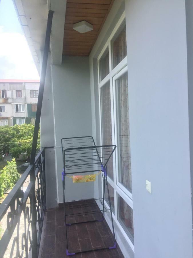 Guest House Smile Kobuleti Exterior foto